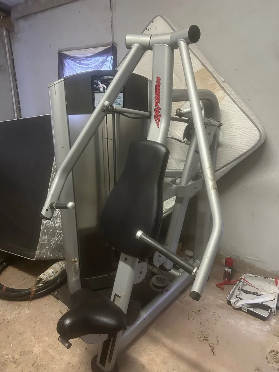 Life fitness chest press - Image 4