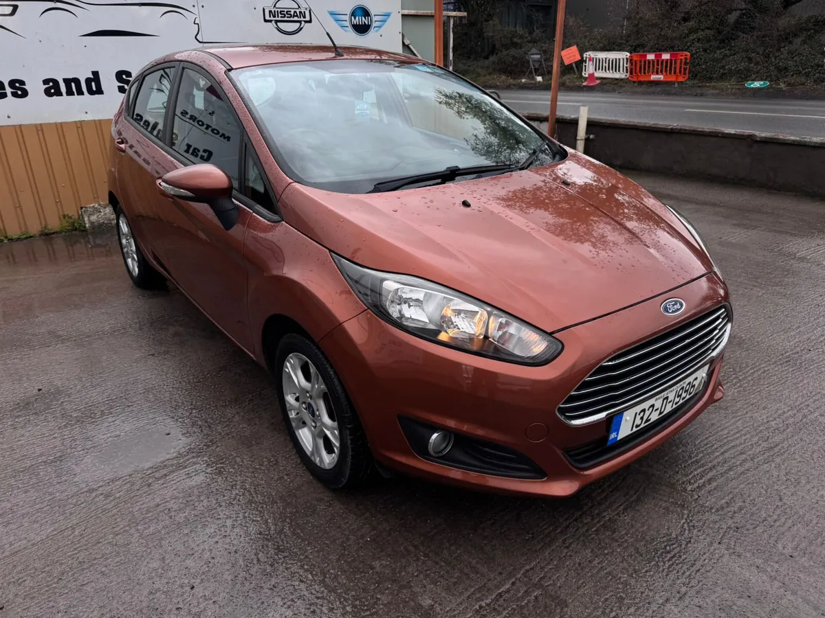 Ford Fiesta 2013 - Image 2