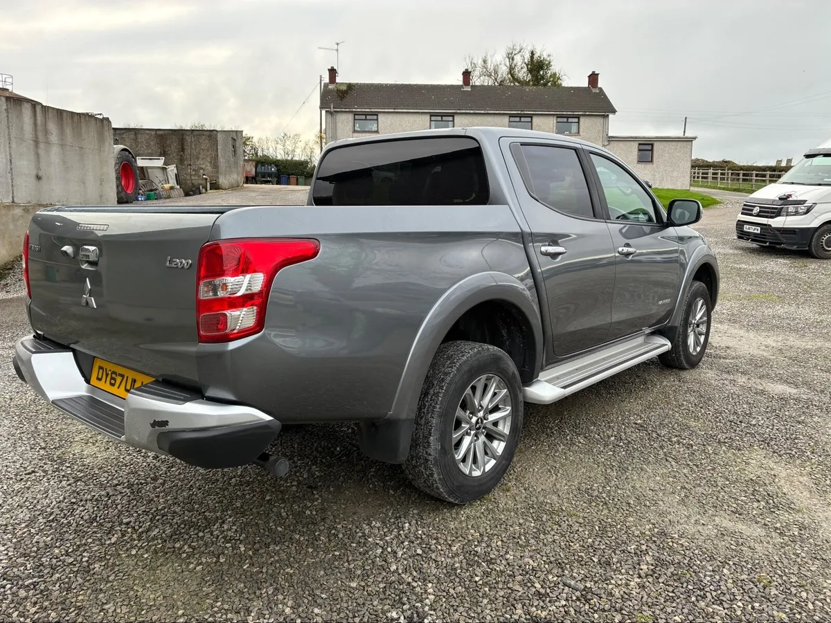 Mitsubishi L200 2017 - Image 4