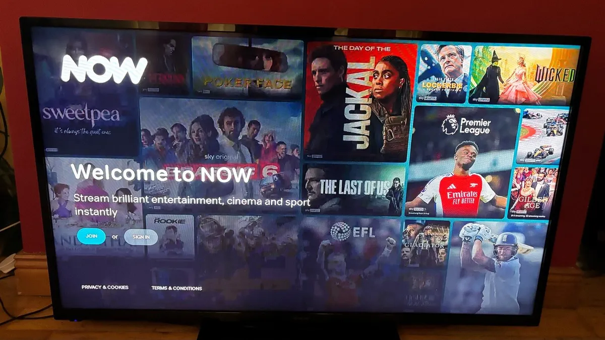 50” Hitachi LED TV with Smart Stick - Image 3