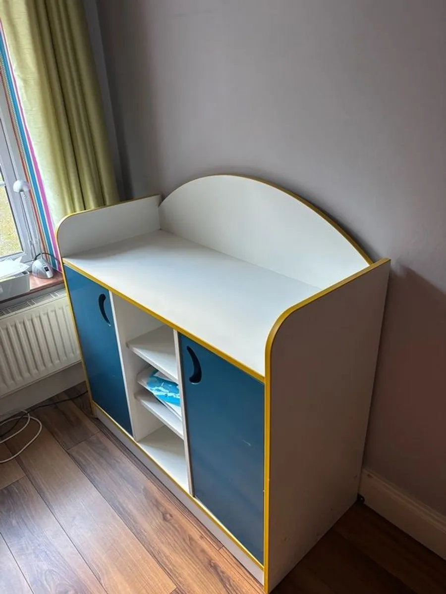 playroom furniture - Image 3