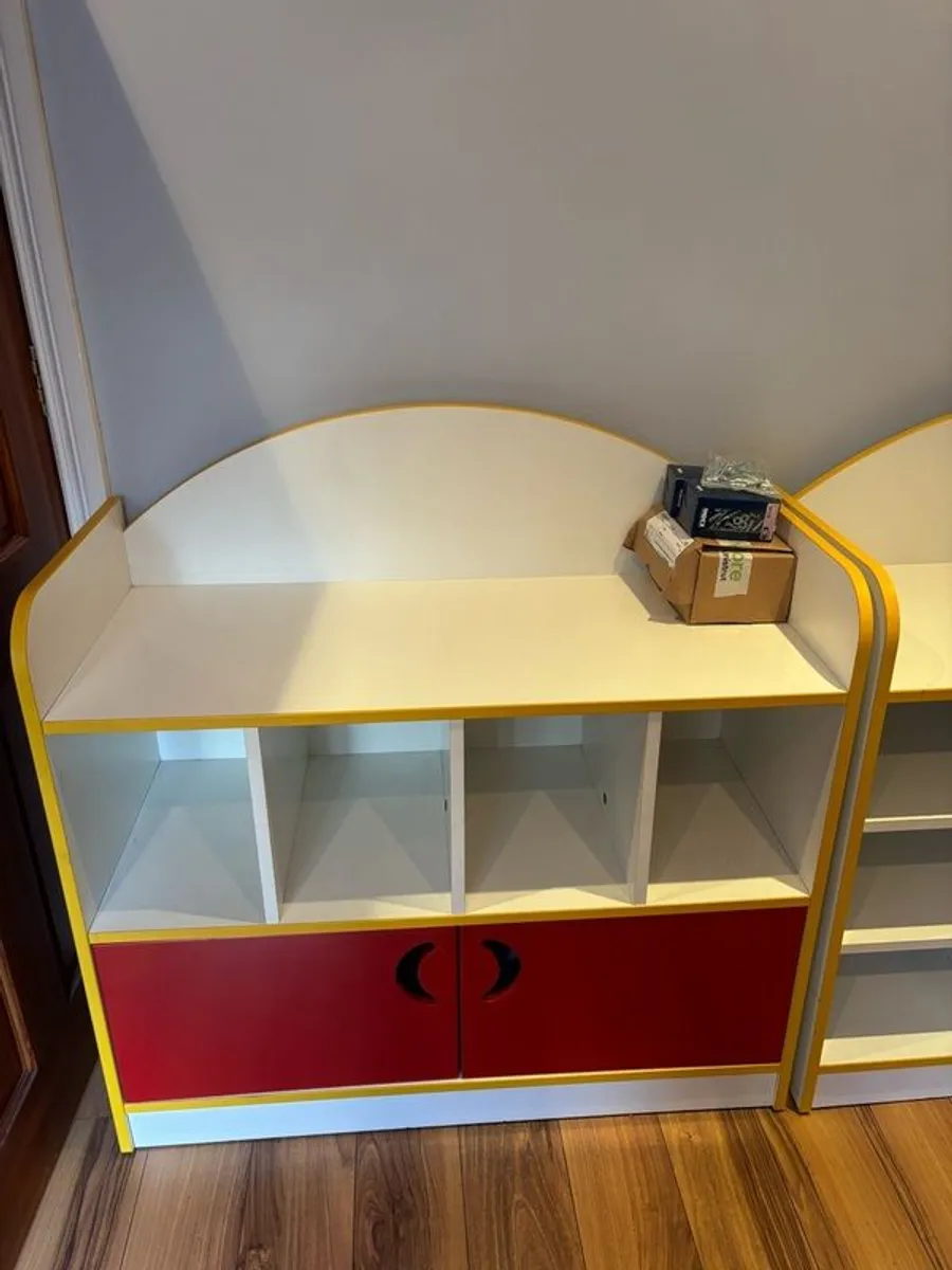 playroom furniture - Image 4