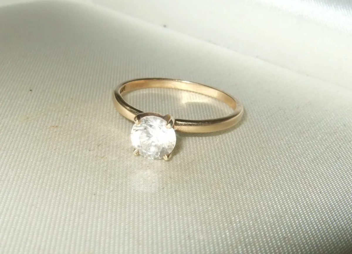 Vintage 14ct Gold Solitaire - Image 2