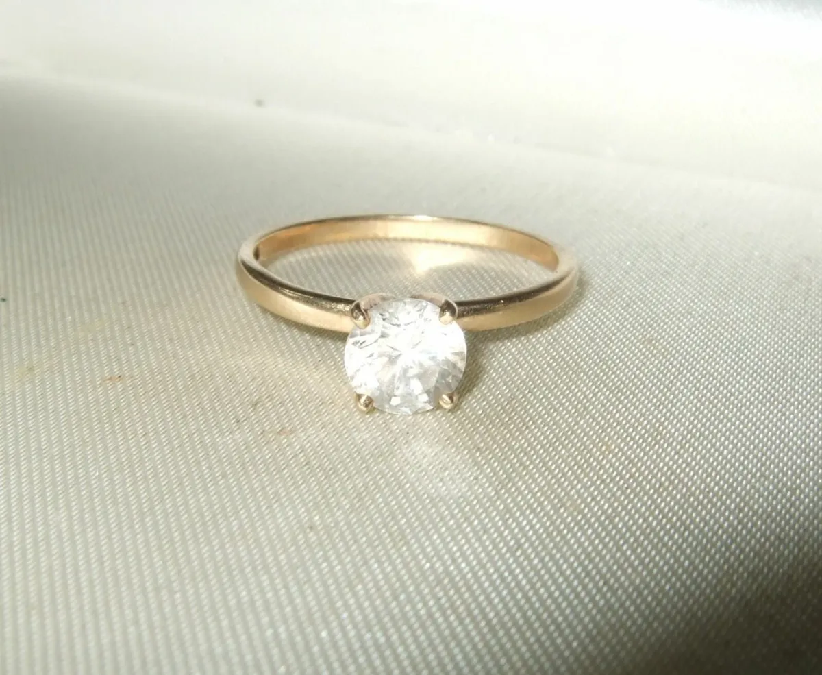 Vintage 14ct Gold Solitaire - Image 3