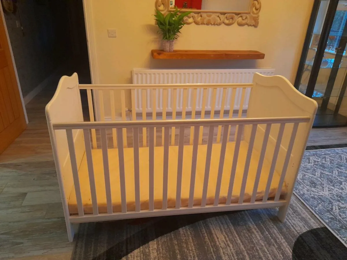 Baby Cot - Image 1