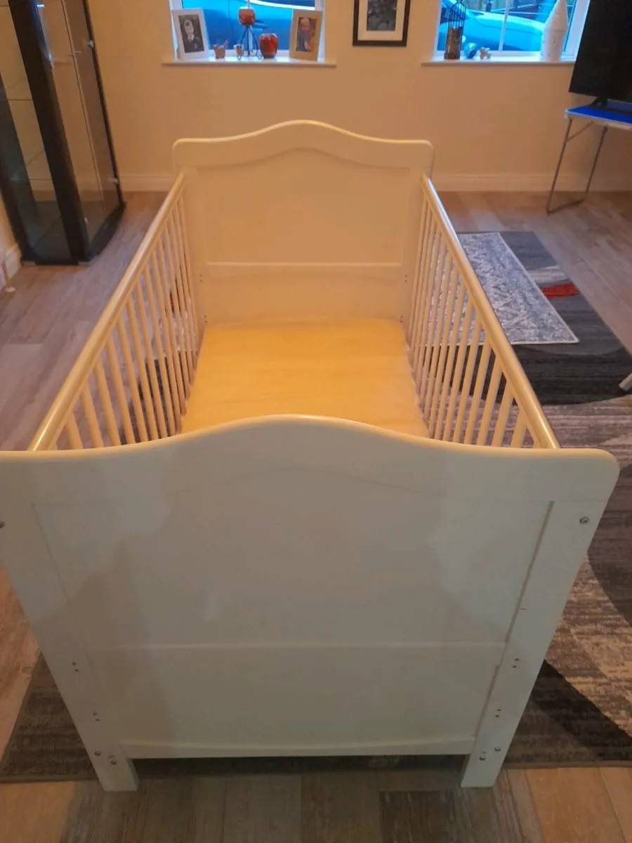 Baby Cot - Image 2
