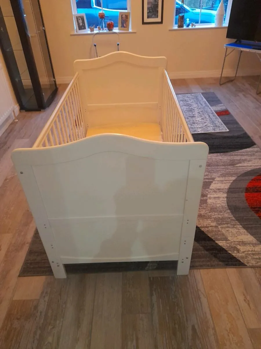 Baby Cot - Image 3