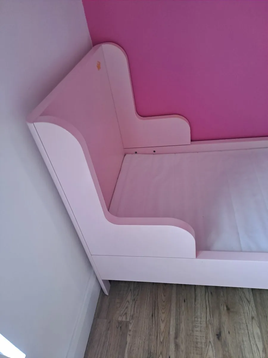 Toddler/child bed - Image 2