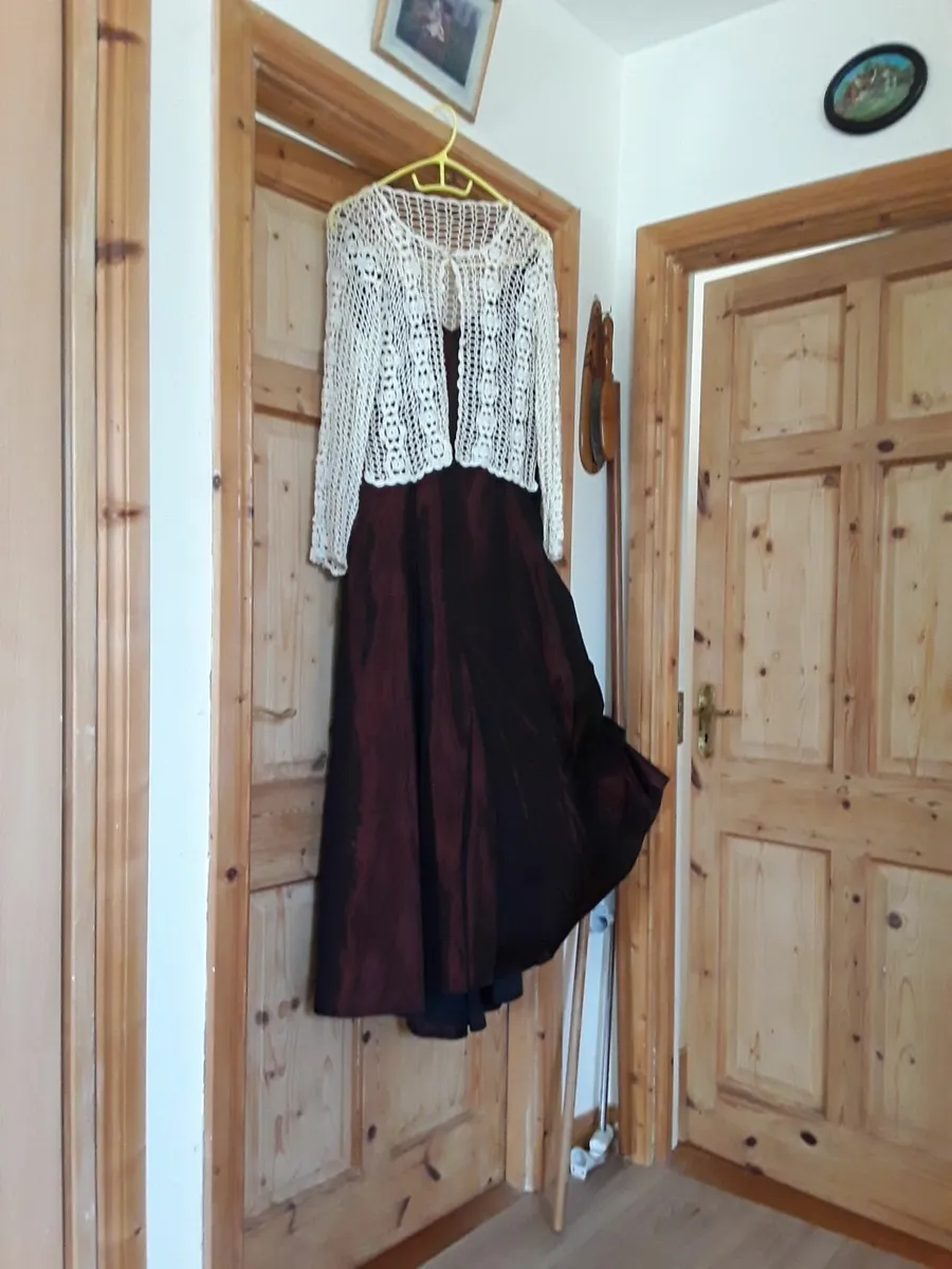 Beautiful new wine colored dress long long - Image 1