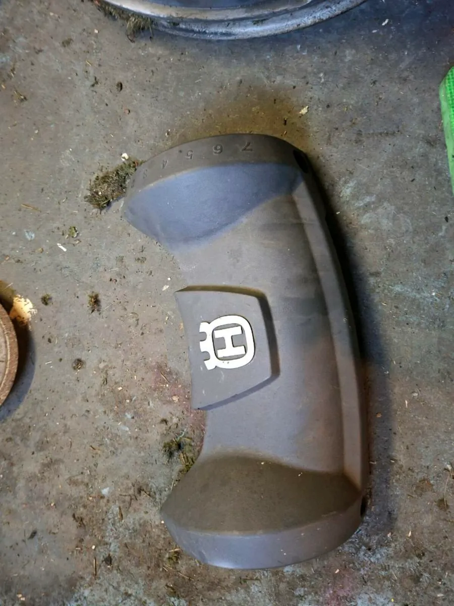 husqvarna lawnmower  front cover - Image 2