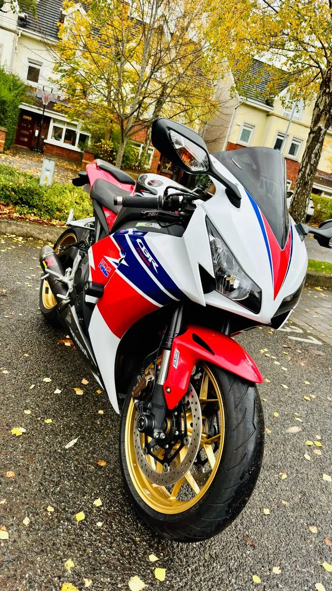Honda CBR1000RR HRC ABS with low milage - Image 1