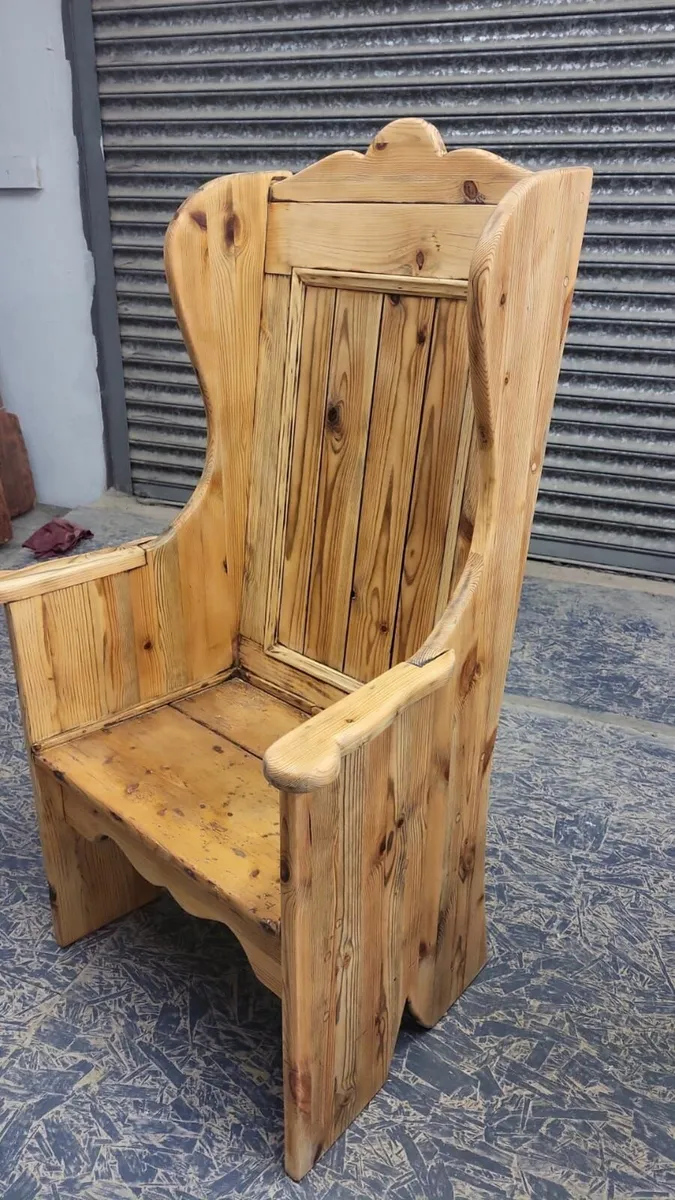 Vintage Irish pine lambing chair - Image 4