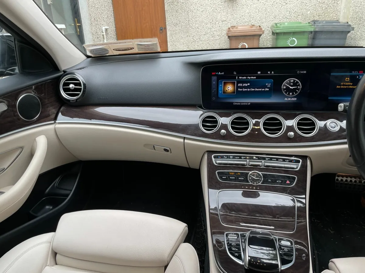 Mercedes-Benz E-Class 2019 - Image 4