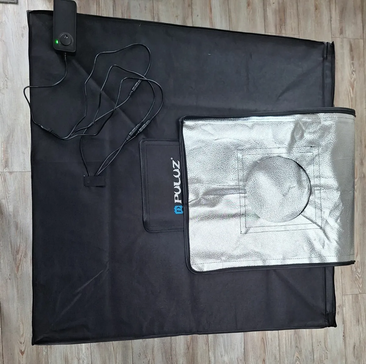 Puluz 80cm Sq. LED light box photo studio - Image 2