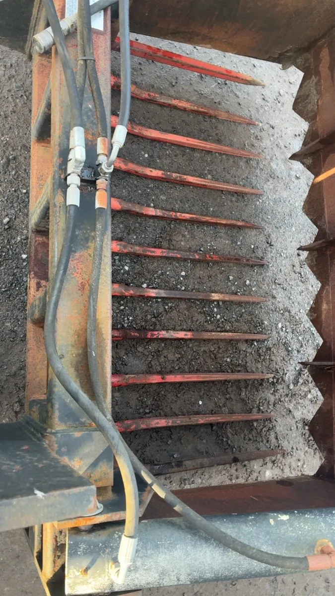 Jcb Shear Grab - Image 3