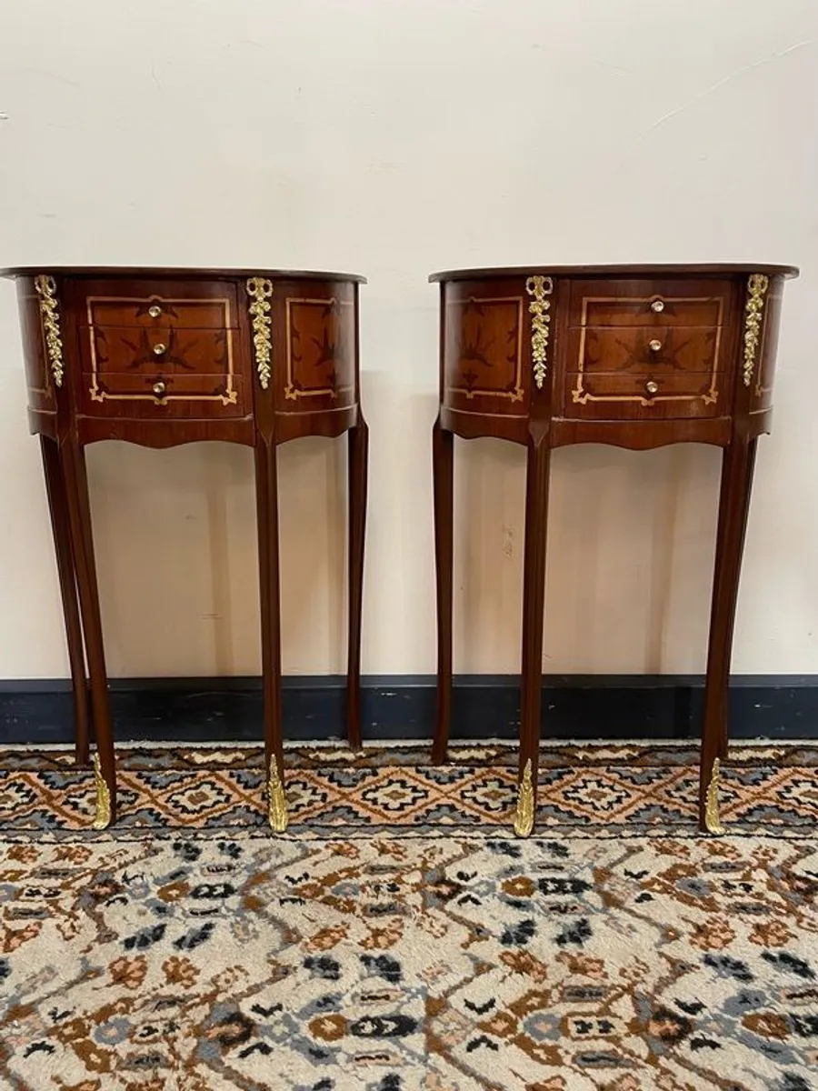 Beautiful Pair of Half-Moon Veneer and Brass Decorated Lockers / Nightstands - Image 1