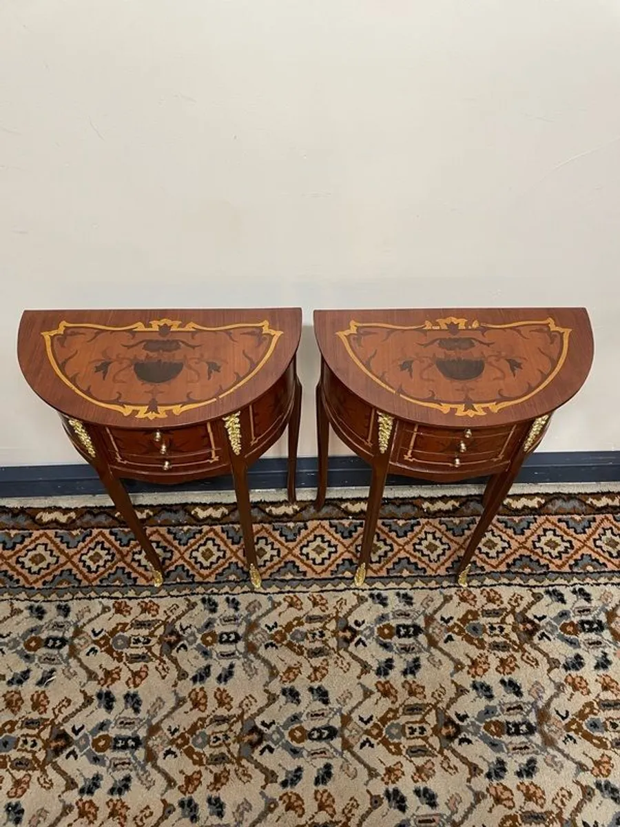 Beautiful Pair of Half-Moon Veneer and Brass Decorated Lockers / Nightstands - Image 2