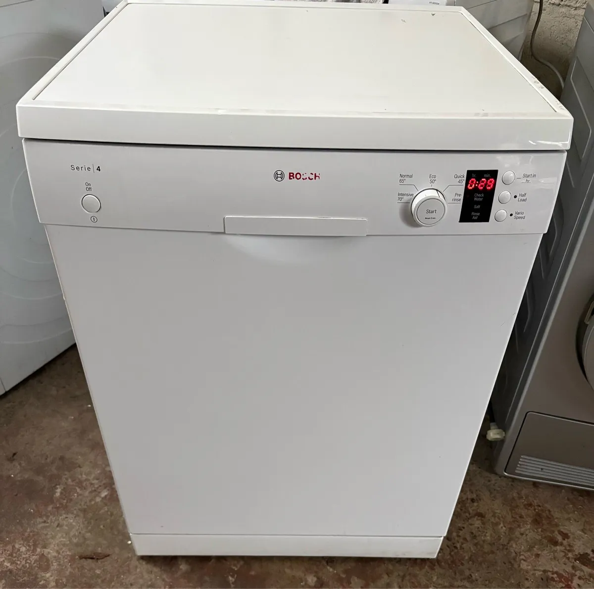 Bosch Dishwasher - Image 1