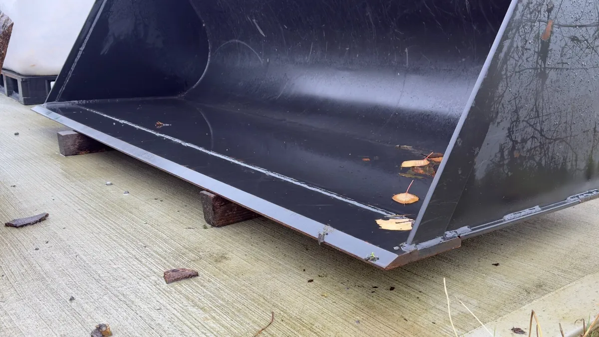 Merlo Bucket (New) - Image 3