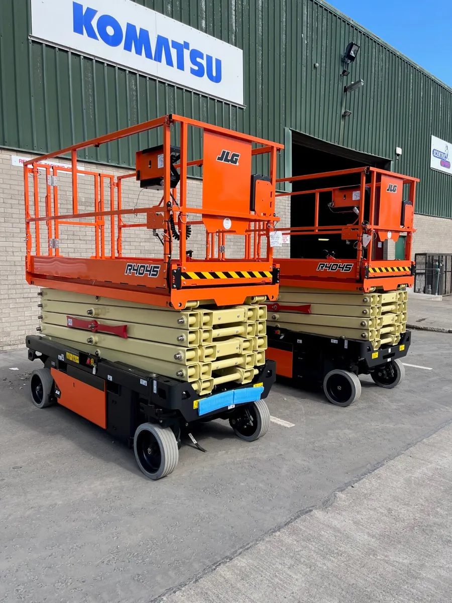 New JLG R4045 Electric Scissor Lifts - Image 1