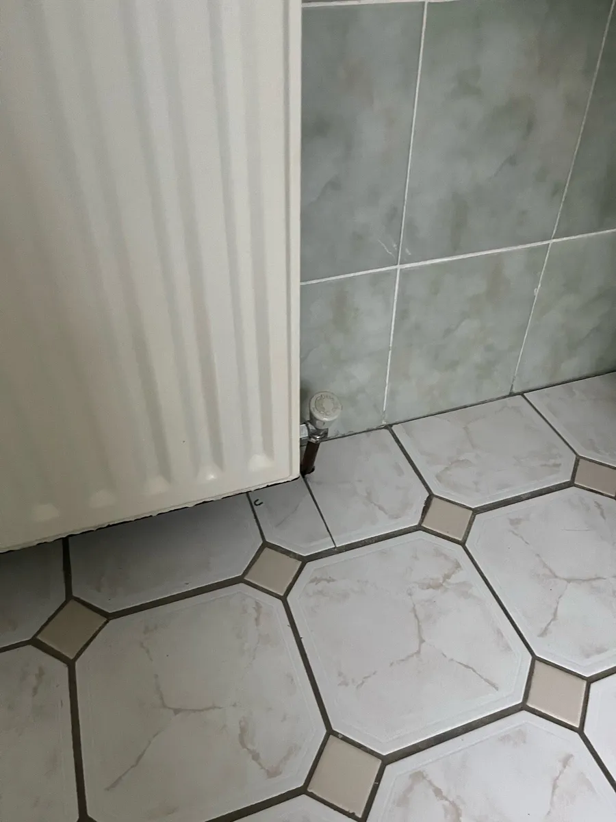 Small radiator - Image 3