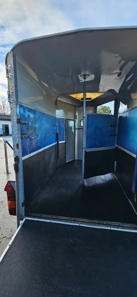 Ifor Williams 505 Horsebox - Image 3