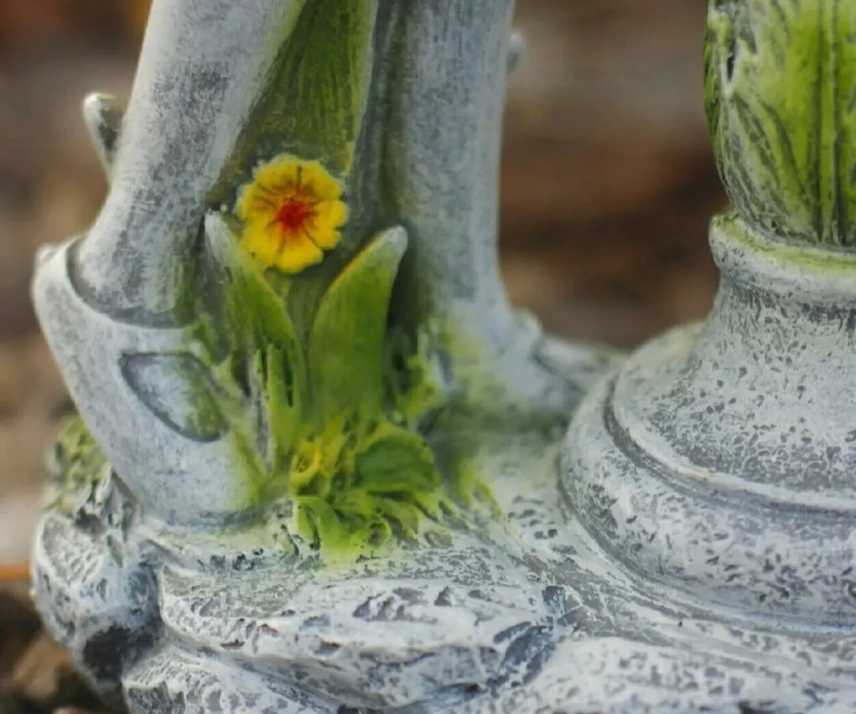 Solar Angel Garden Ornament LED Light Up - Image 4