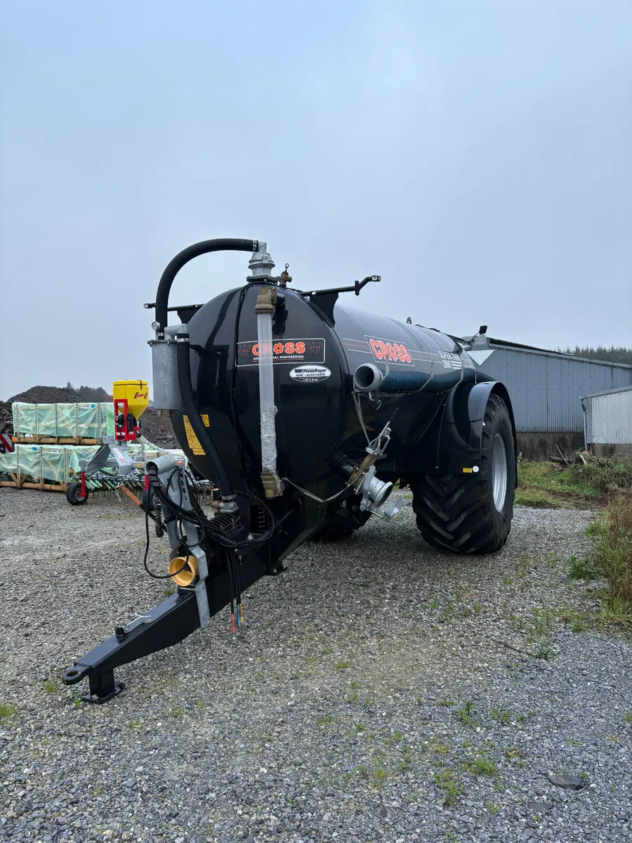 Cross 2000 Gallon Slurry Tanker - Image 1
