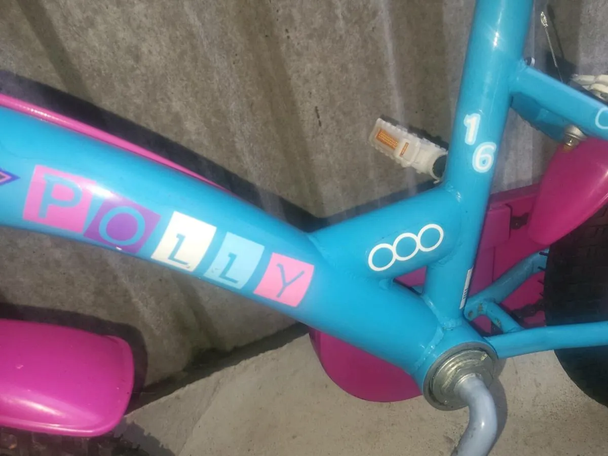 Girls 16 bike - Image 2