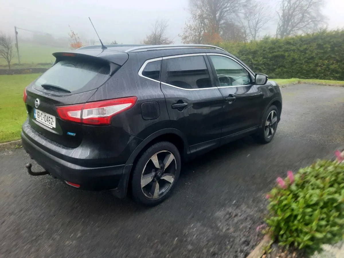 2016 Nissan Qashqai - Image 2