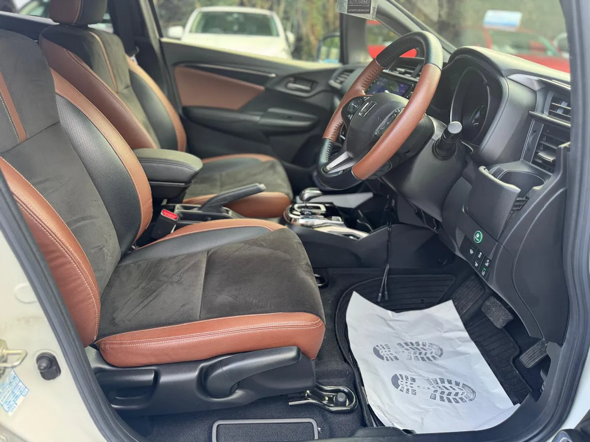 HONDA FIT 2019 PREMIUM LEATHER TOPSPECS - Image 4
