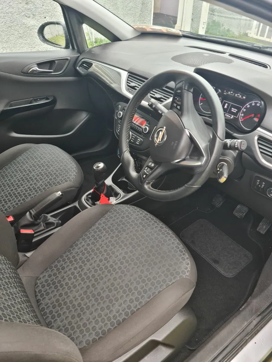 Opel Corsa 2015 - Image 2