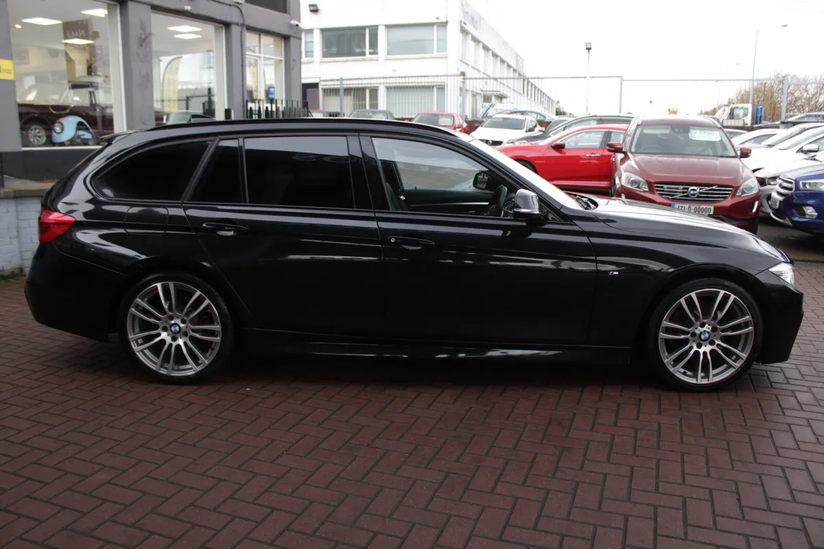320D M-SPORT PLUS PACK 5DR ESTATE AUTOMATIC // STU - Image 3