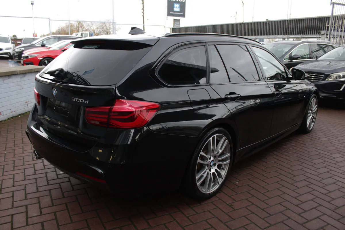 320D M-SPORT PLUS PACK 5DR ESTATE AUTOMATIC // STU - Image 4