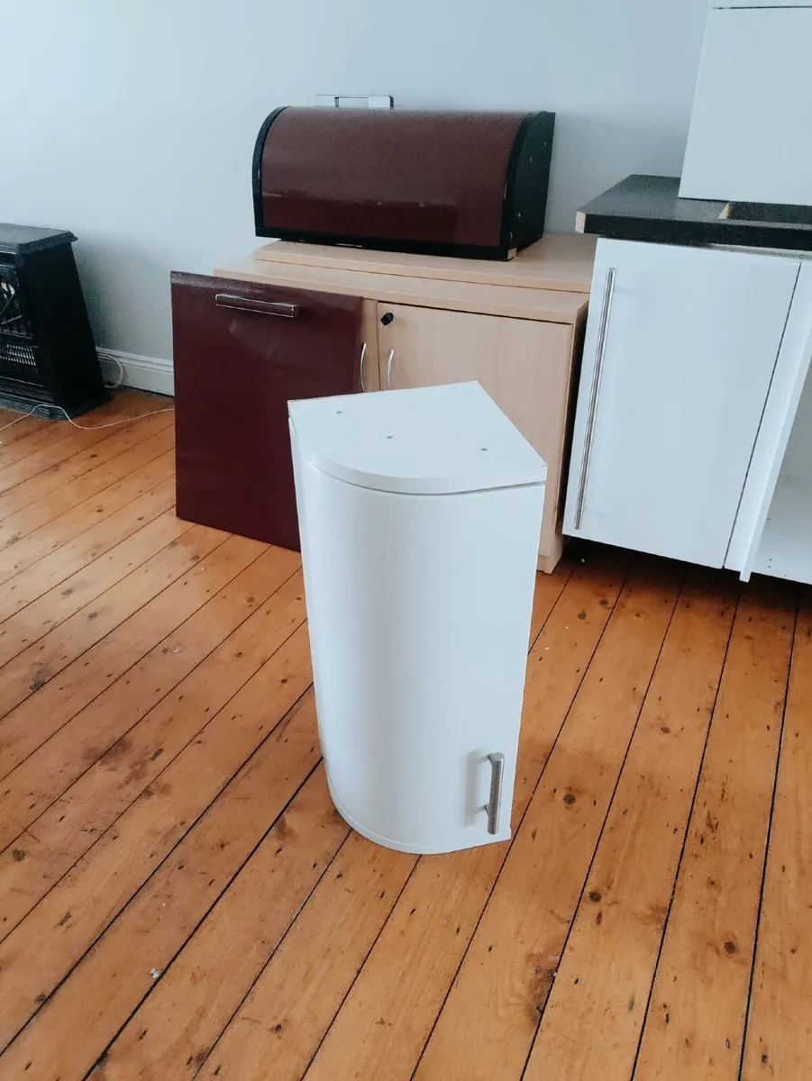 Kitchen Units - Image 4