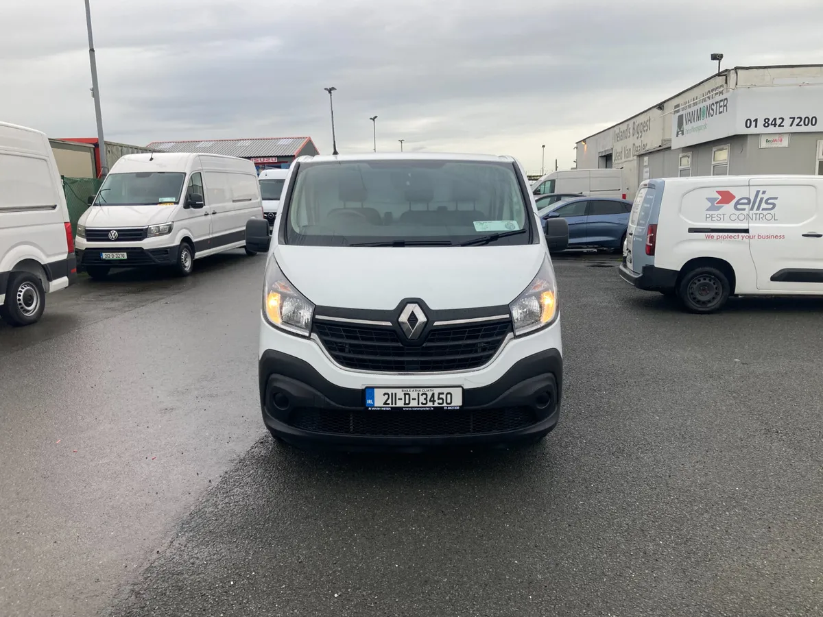 Renault Trafic 2021 - Image 2