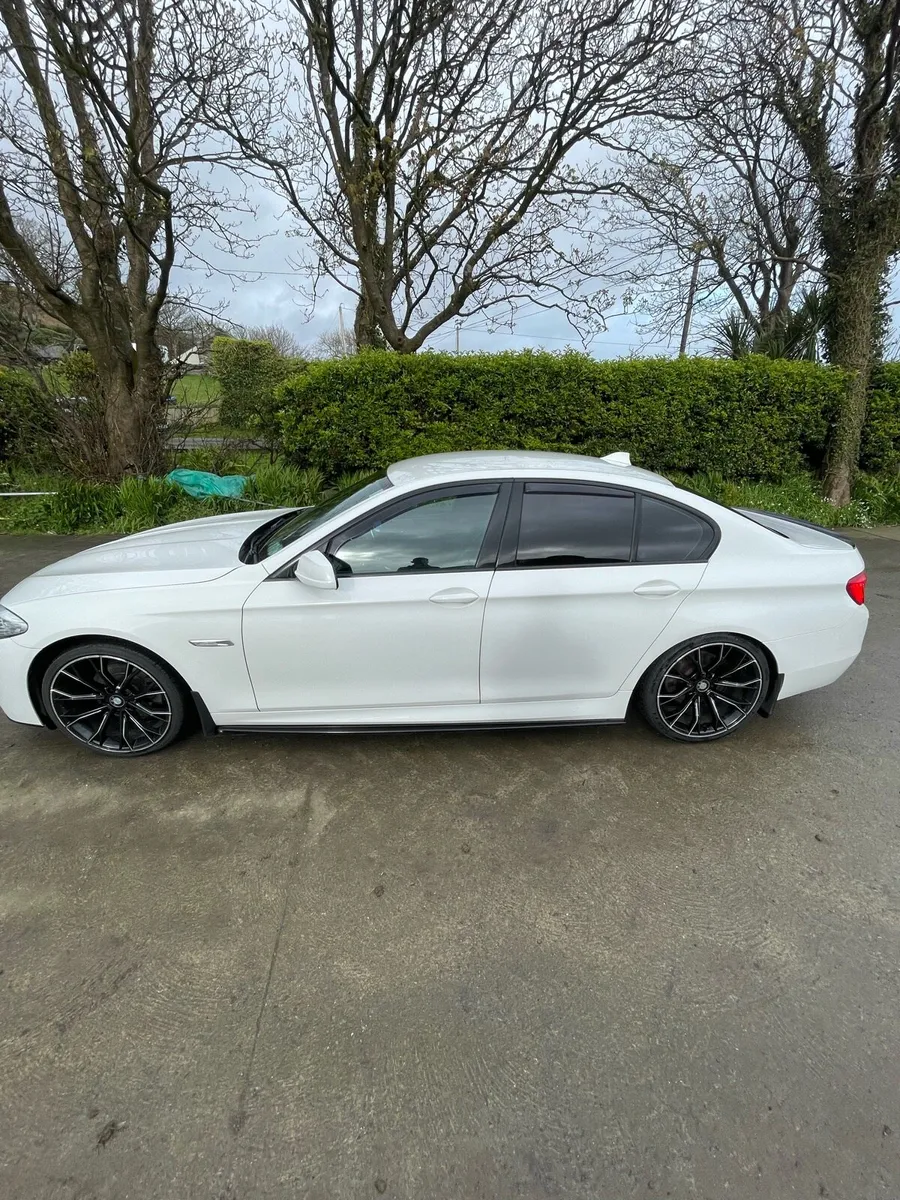 2011 BMW F10 520d M-Sport automatic - Image 3