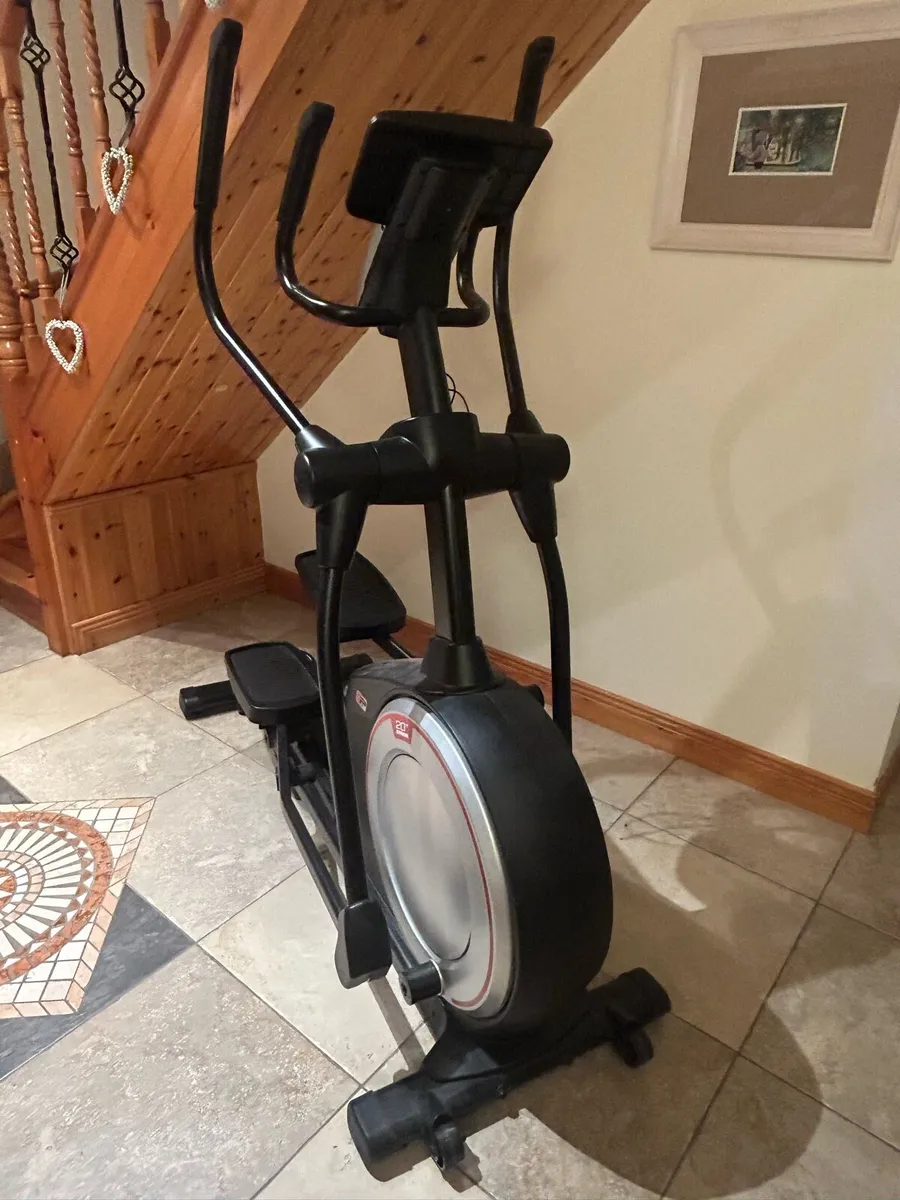 ProForm Elliptical Trainer - Image 4