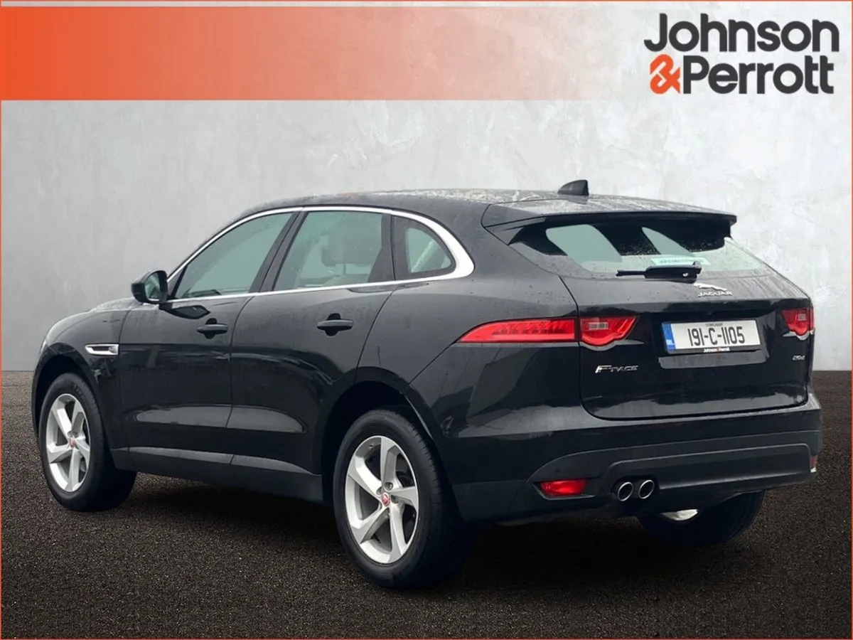 Jaguar F- PACE RWD 2.0 D 180PS Prestige Auto - Image 3