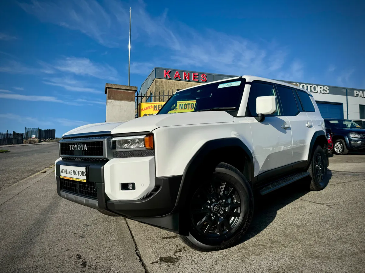 2025 Toyota Landcruiser LWB - Image 1
