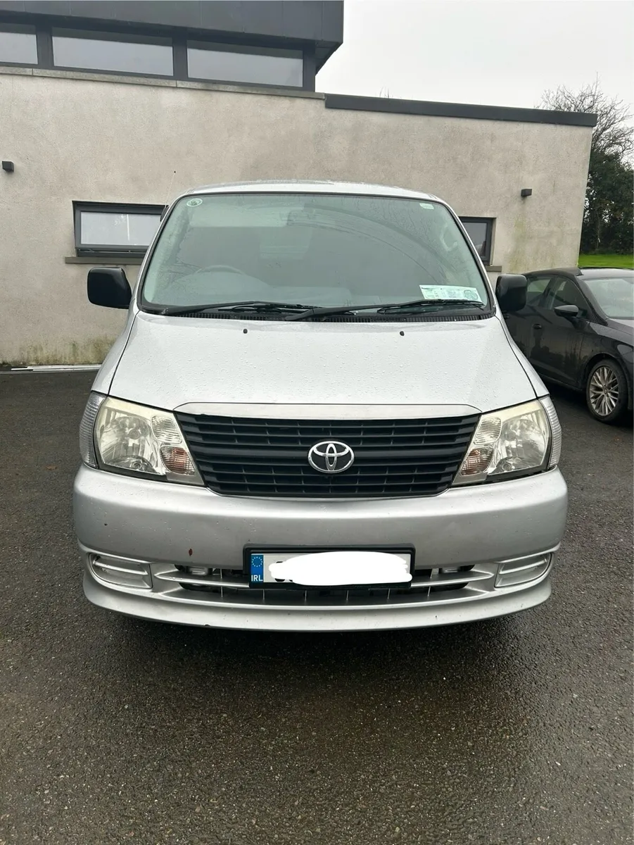 toyota hiace - Image 2