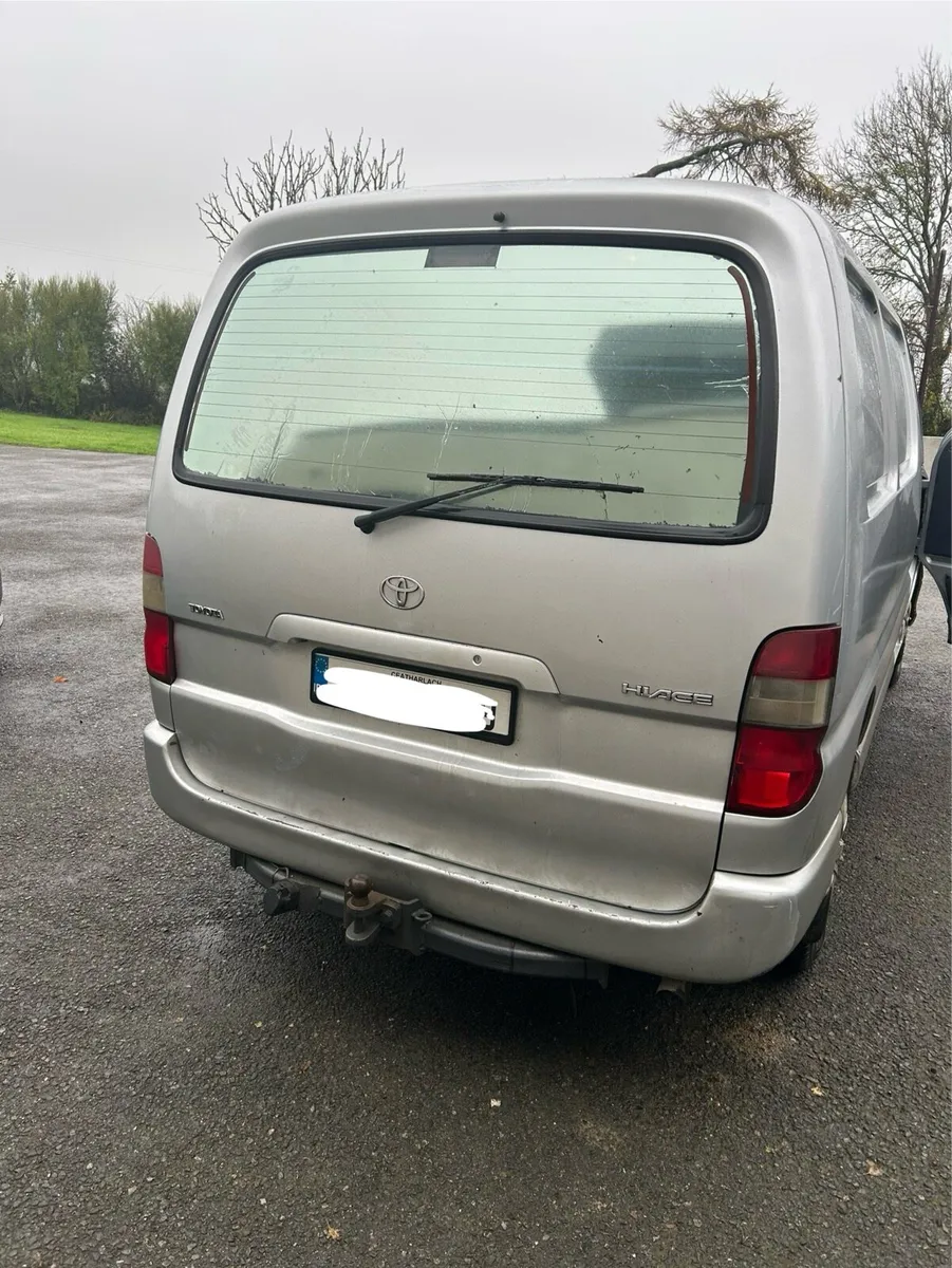 toyota hiace - Image 4