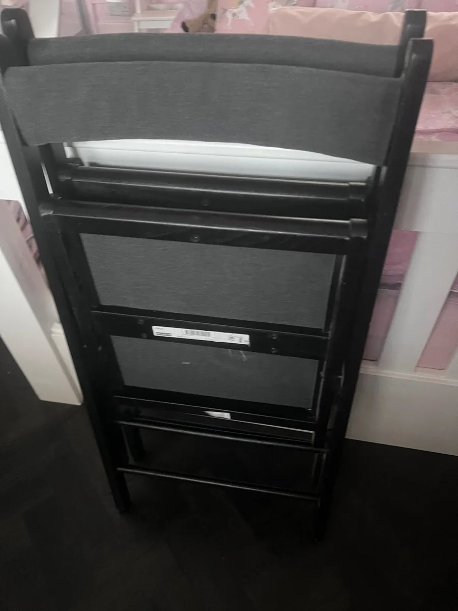 Foldable Chair - Image 2