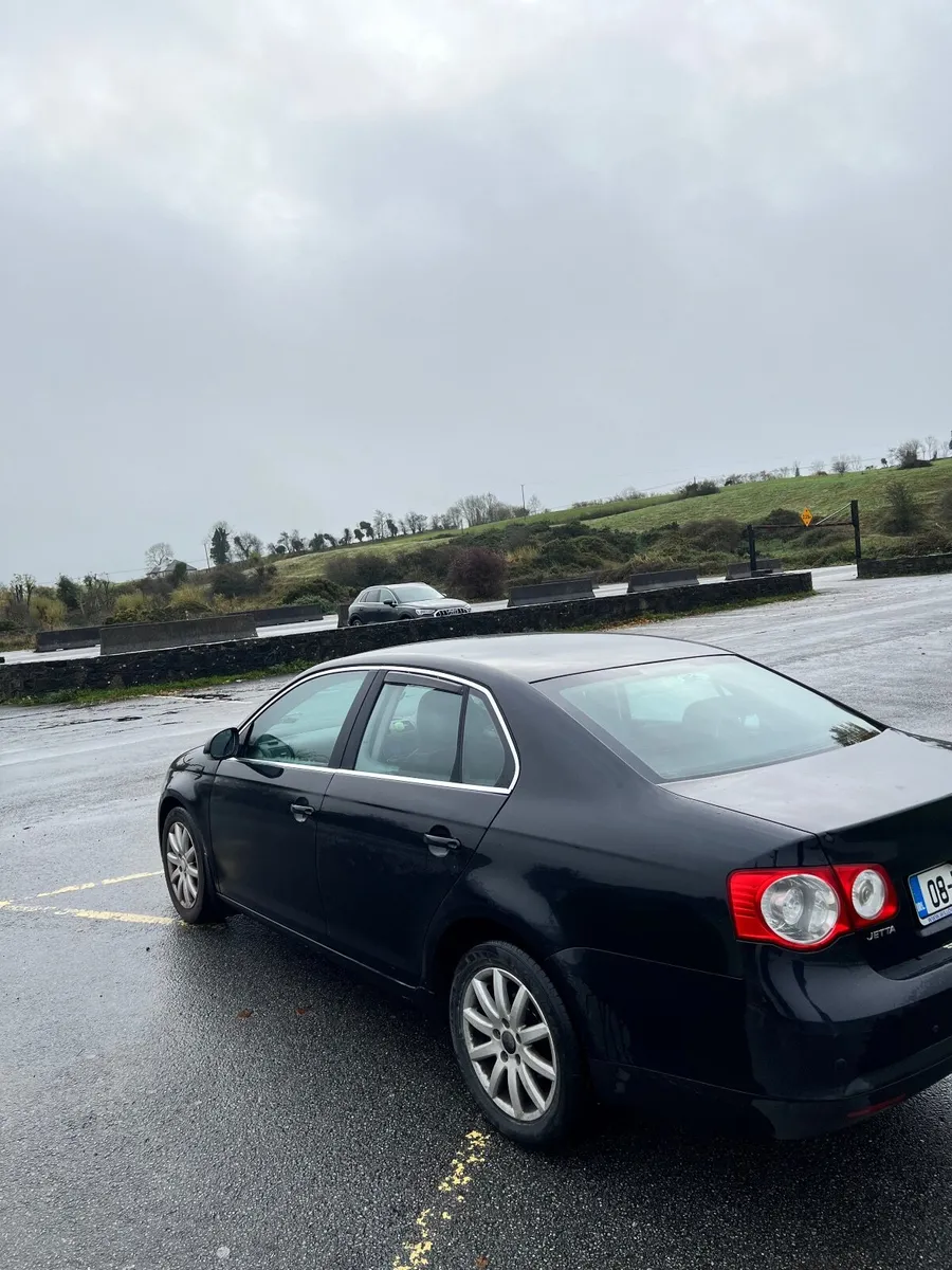 Volkswagen Jetta 2008 - Image 3