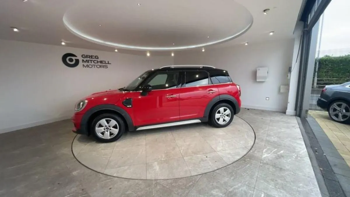 MINI COUNTRYMAN 1.5 Cooper Classic 5dr Auto - Image 4