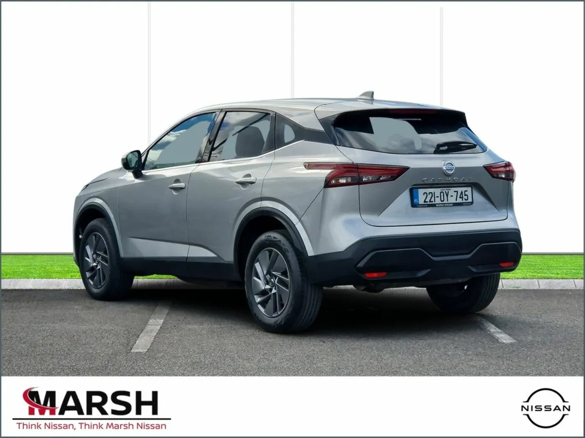 Nissan Qashqai 1.3 HYB SV MY21 4DR - Image 3