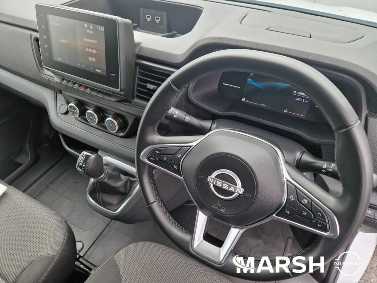 Nissan Primastar L2H1 150 SV PREMIUM AUTO - Image 2