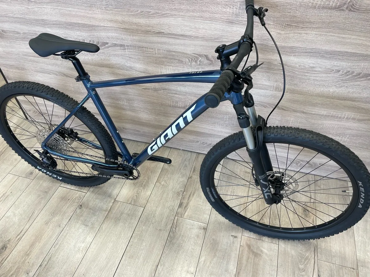 Giant talon 0 (Brand new) - Image 3