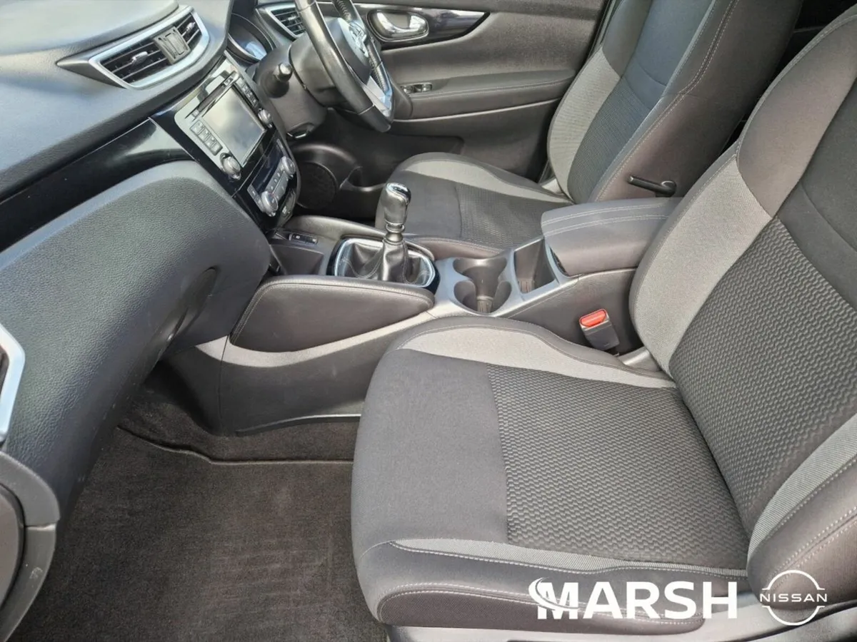 Nissan Qashqai 1.5 SV 18 4DR - Image 4