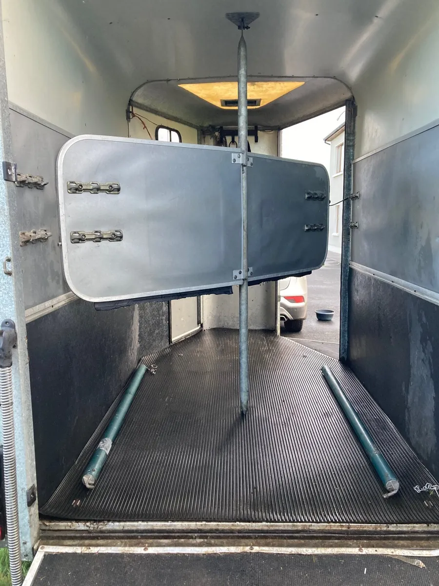 Ifor Williams HB505 Classic - Image 3